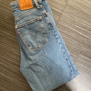 Levi's Blue Straight Leg Women's Jeans